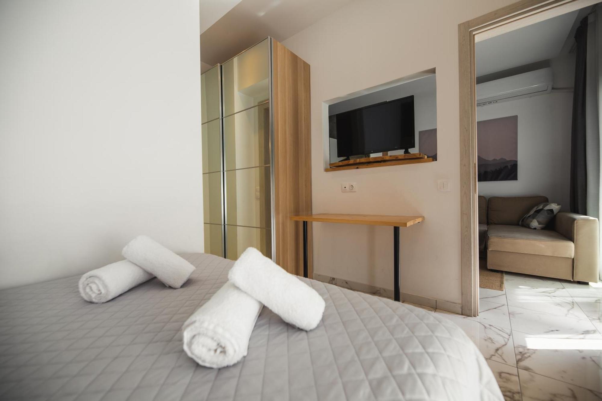 Luxury Apartment In The Center Of Ioannina City Exterior foto